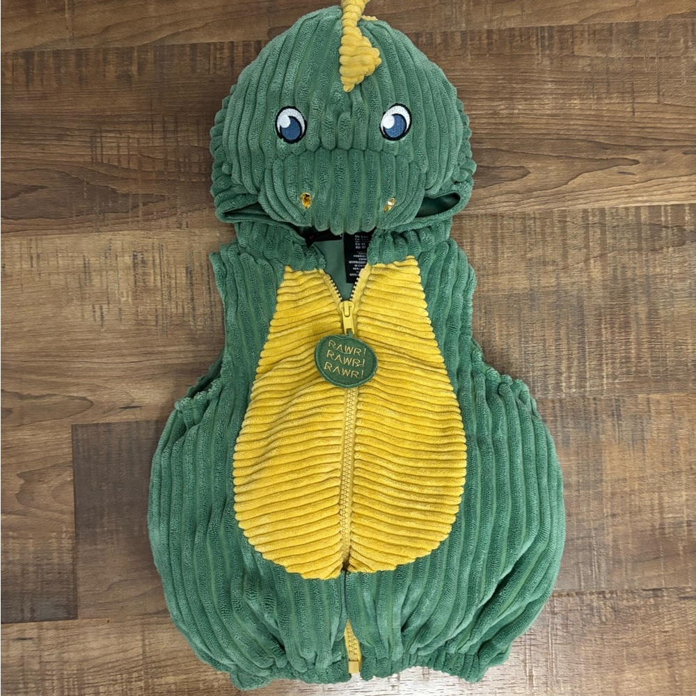 Going Wild size 3-6 mo Green and Yellow Dinosaur Kids Costume